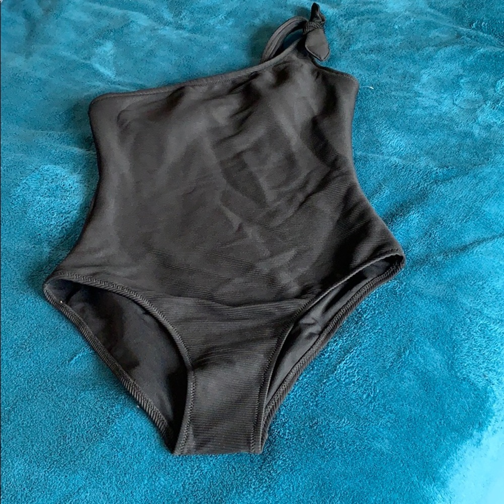 Woman’s small one piece one shoulder bathing suit